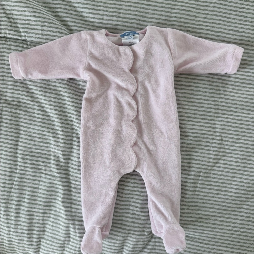 Jacadi Light Pink Scalloped Footie